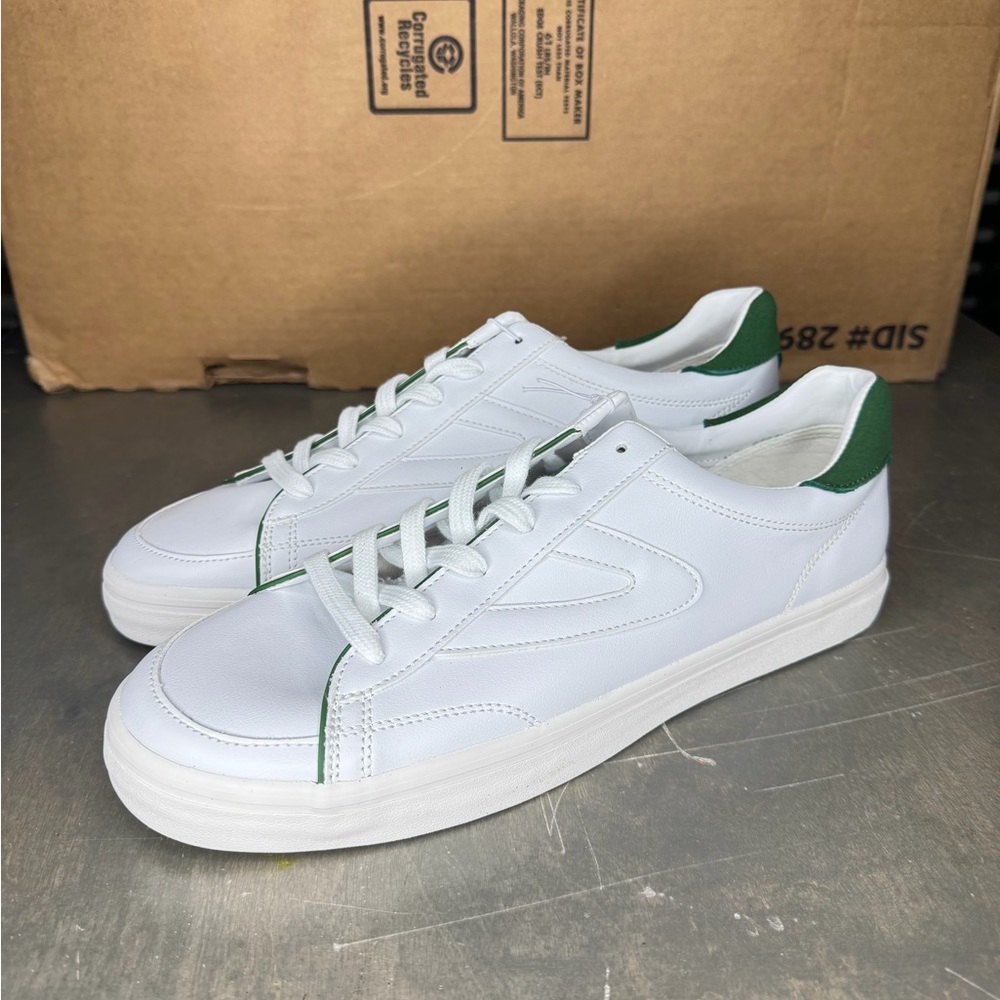 Tretorn White Sneakers with Green Details